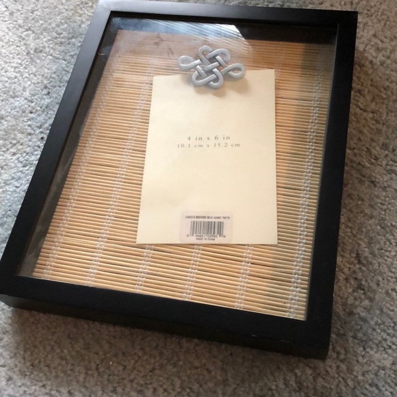 Brand New Shadow Box - Picture 4 of 6